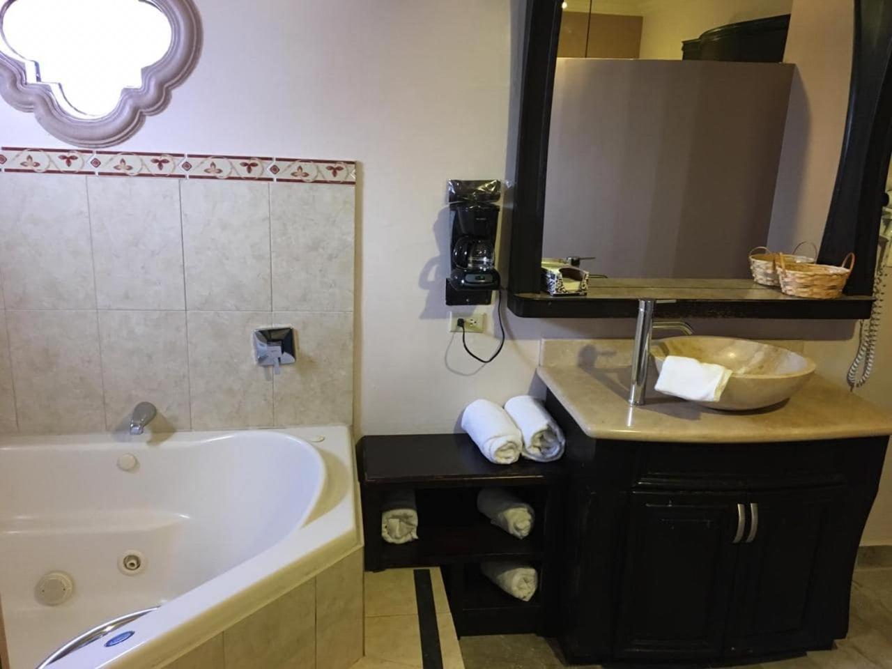 Agua Prieta Maria Bonita Suites מראה חיצוני תמונה